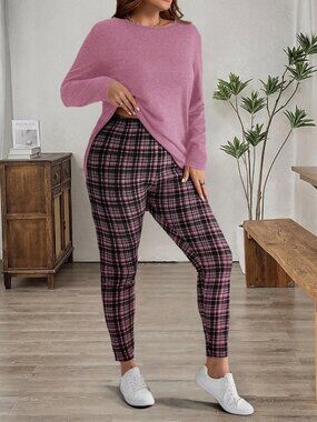 EMERY ROSE 2pcs Plus Size Women 16 (2XL) Pink Long sleeve top and plaid leggings